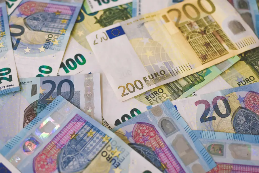 payment with cash